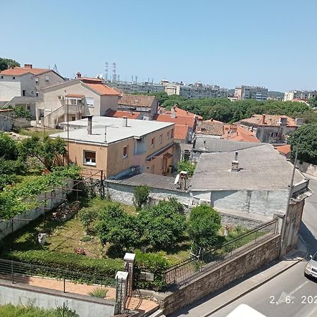 City Apartment Todor Pula Exterior foto